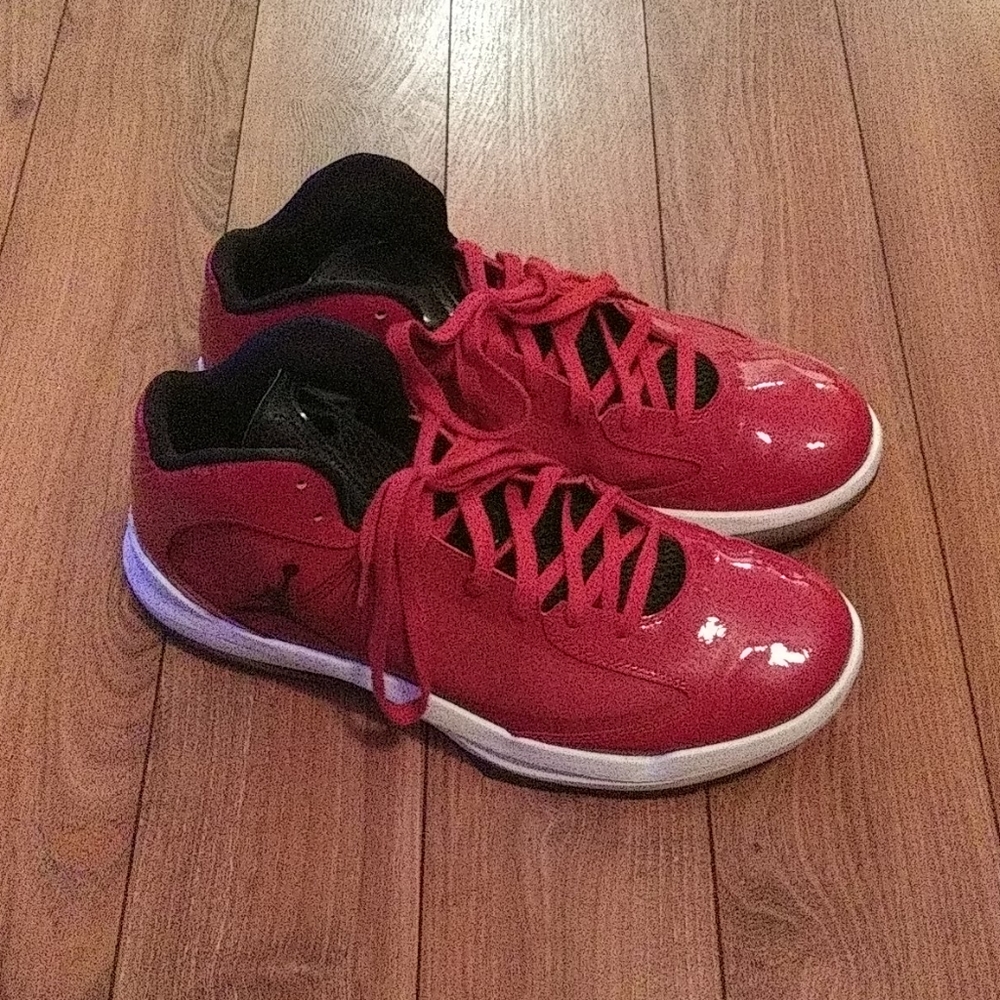 JORDAN Aero Flight Gym Red Black/White.